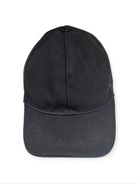 Gucci Black GG Embroidered Cotton Baseball Hat With Webbed Backing